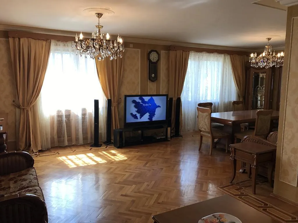 Gold Wall Apartment Baku